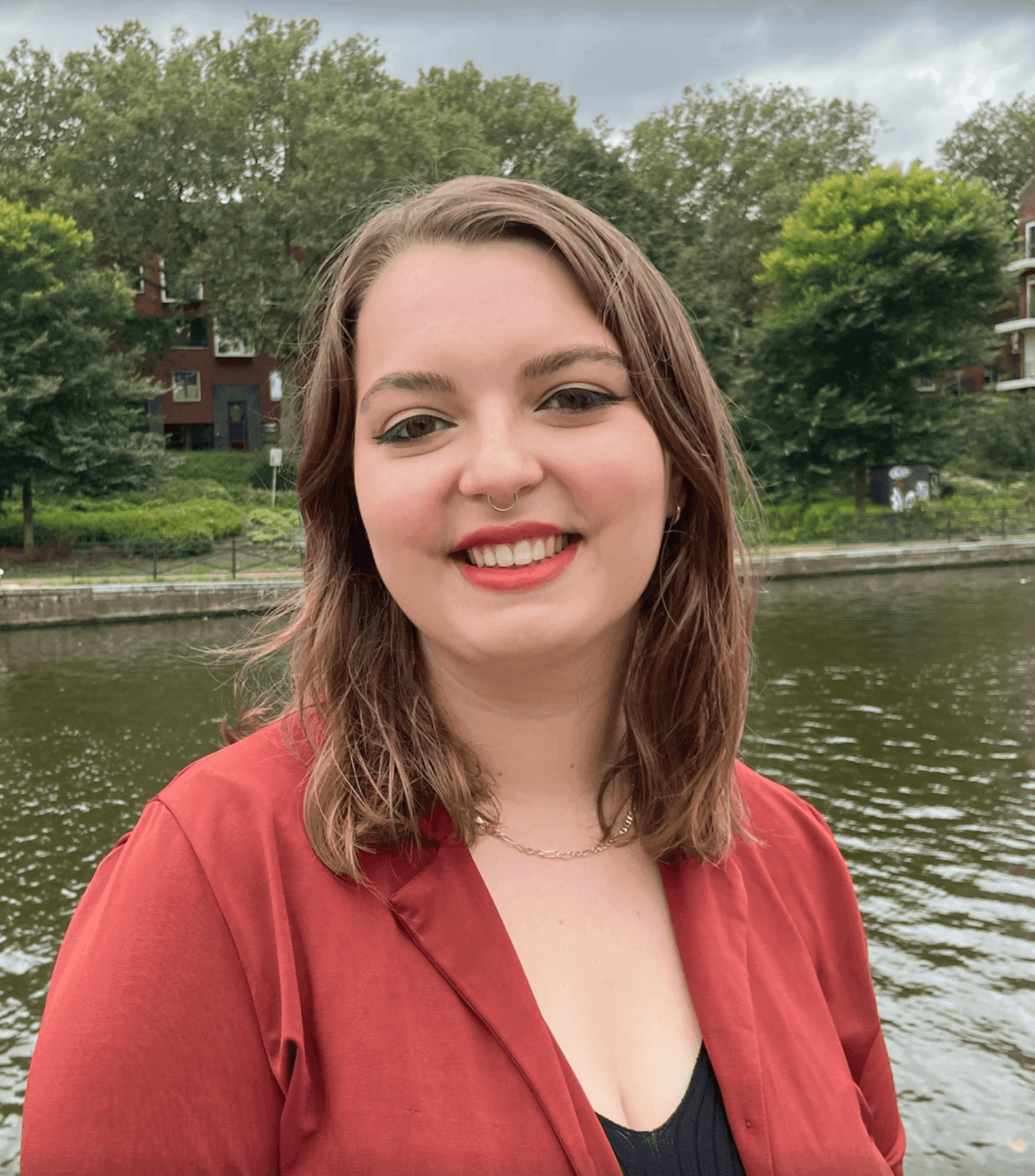 Photo of Claire Smith