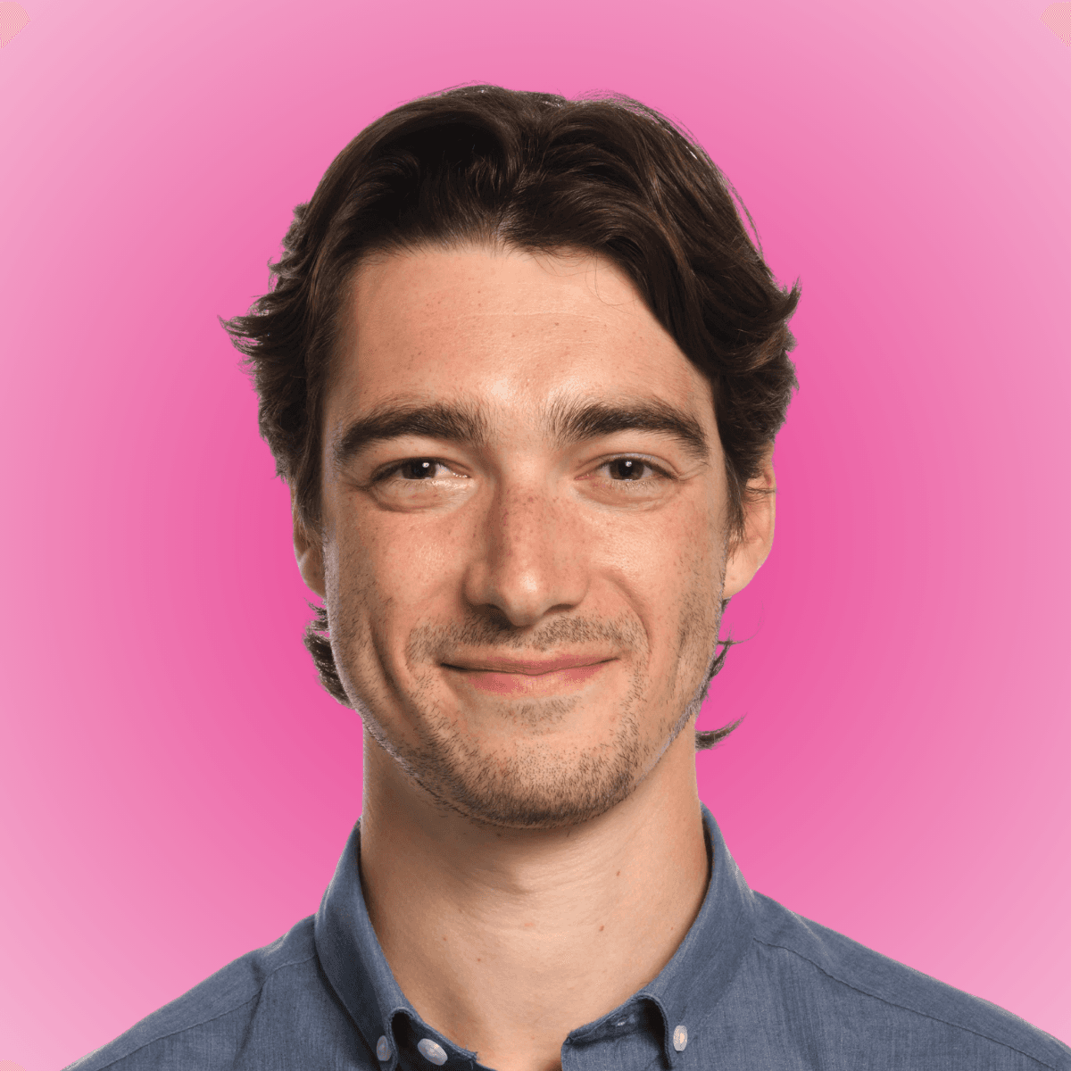 Photo of Alexander Noar